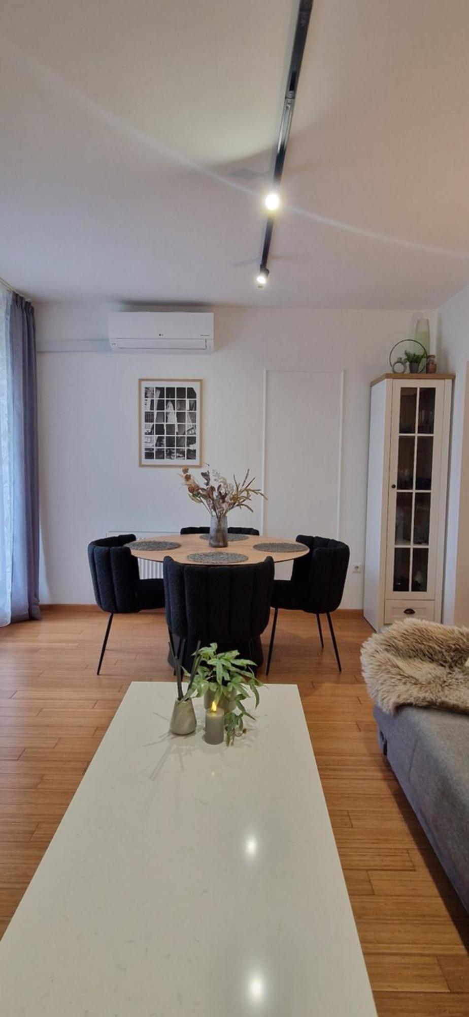 Apartment Rose Сесвете Екстер'єр фото